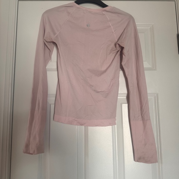 Lululemon pink long sleeve swifty - Picture 1 of 2